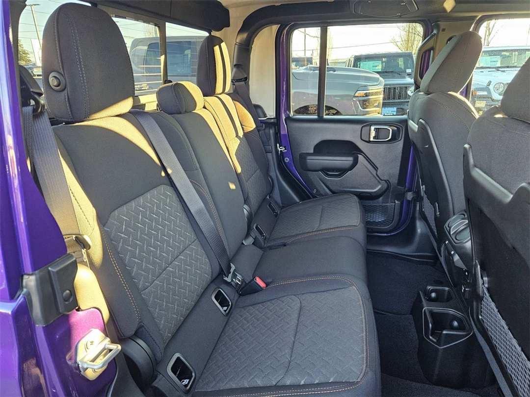 2026 Jeep Gladiator Mojave - Image 36