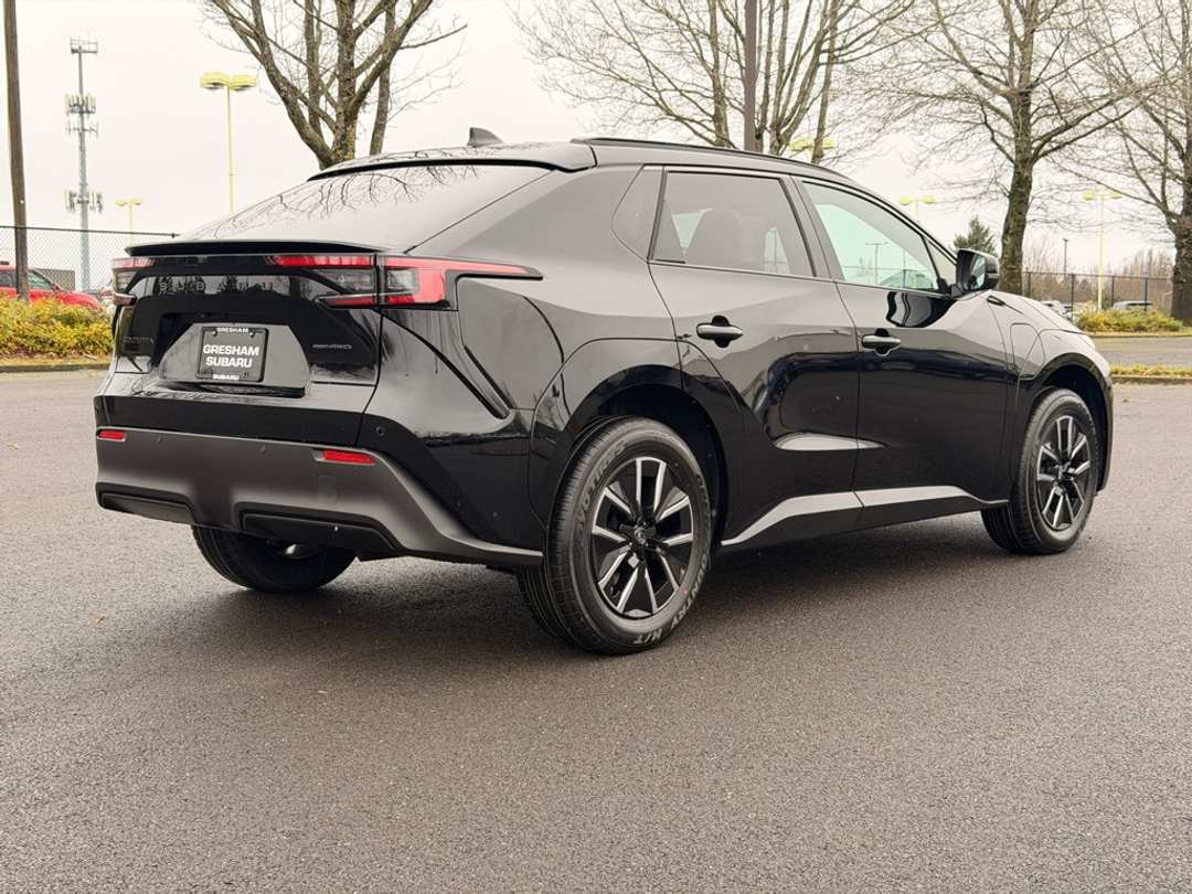 2026 Subaru Solterra Premium - Image 7