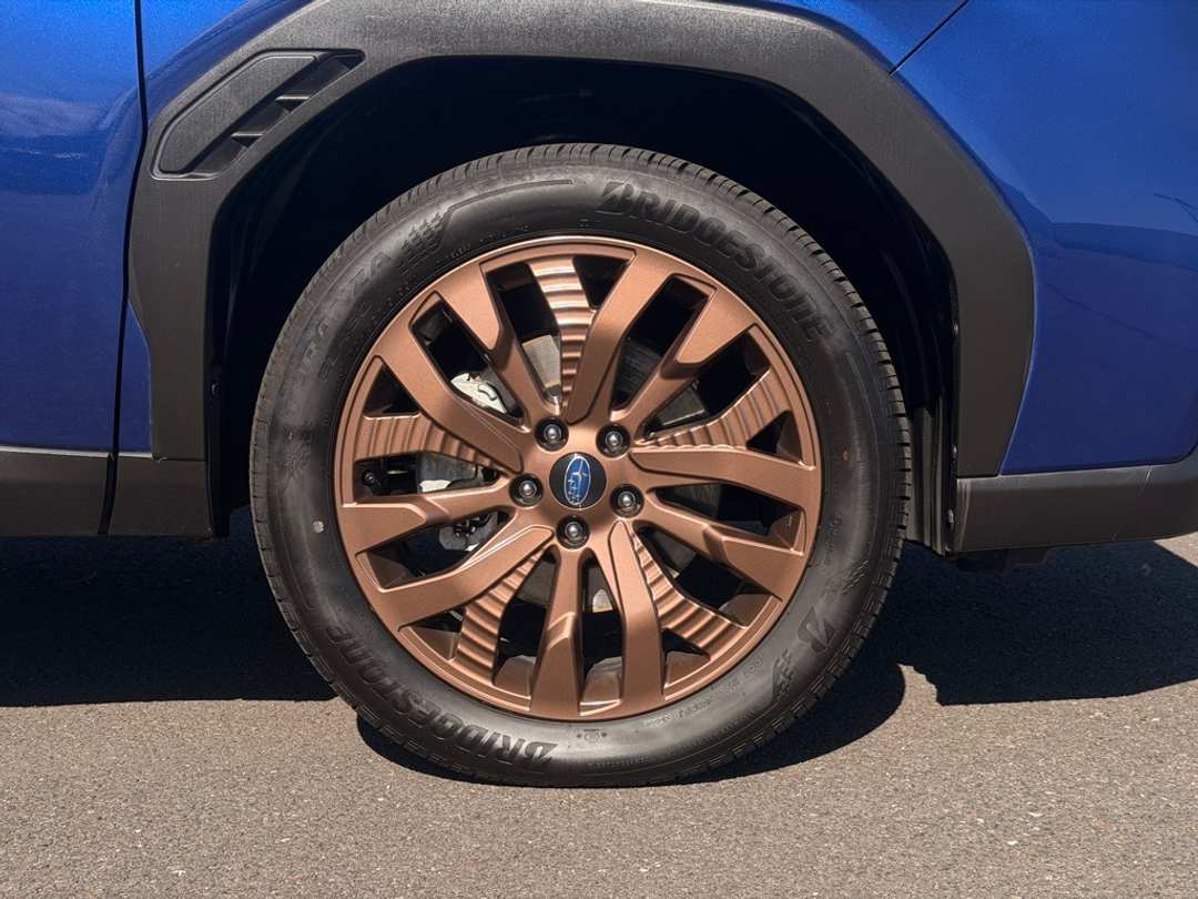 2025 Subaru Forester Sport - Image 9