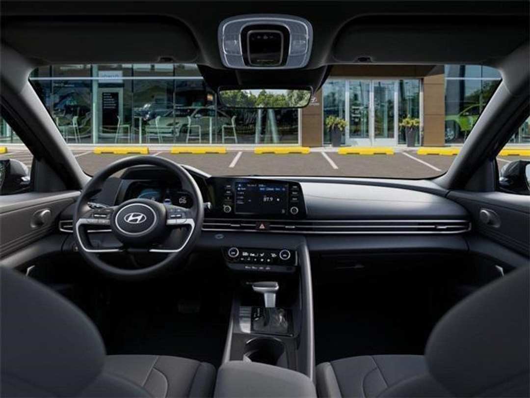 2026 Hyundai Elantra Blue - Image 11