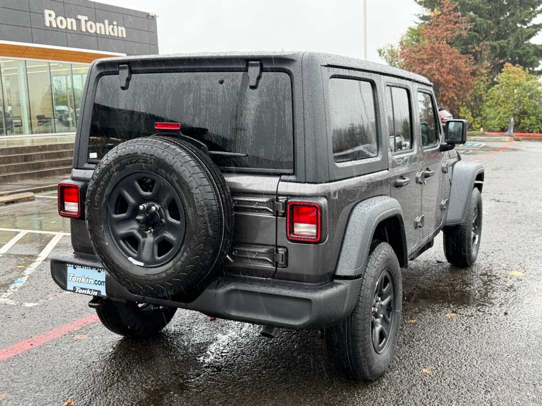 2026 Jeep Wrangler Sport - Image 8