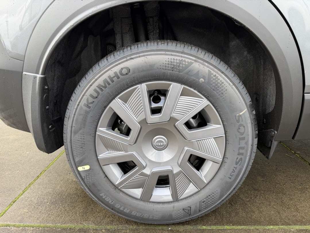 2026 Nissan Kicks S - Image 9