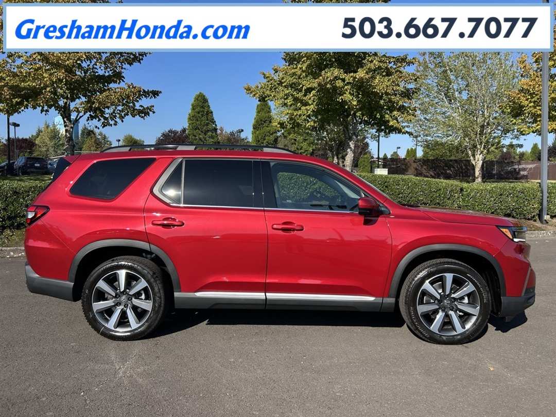 2025 Honda Pilot Touring - Image 5