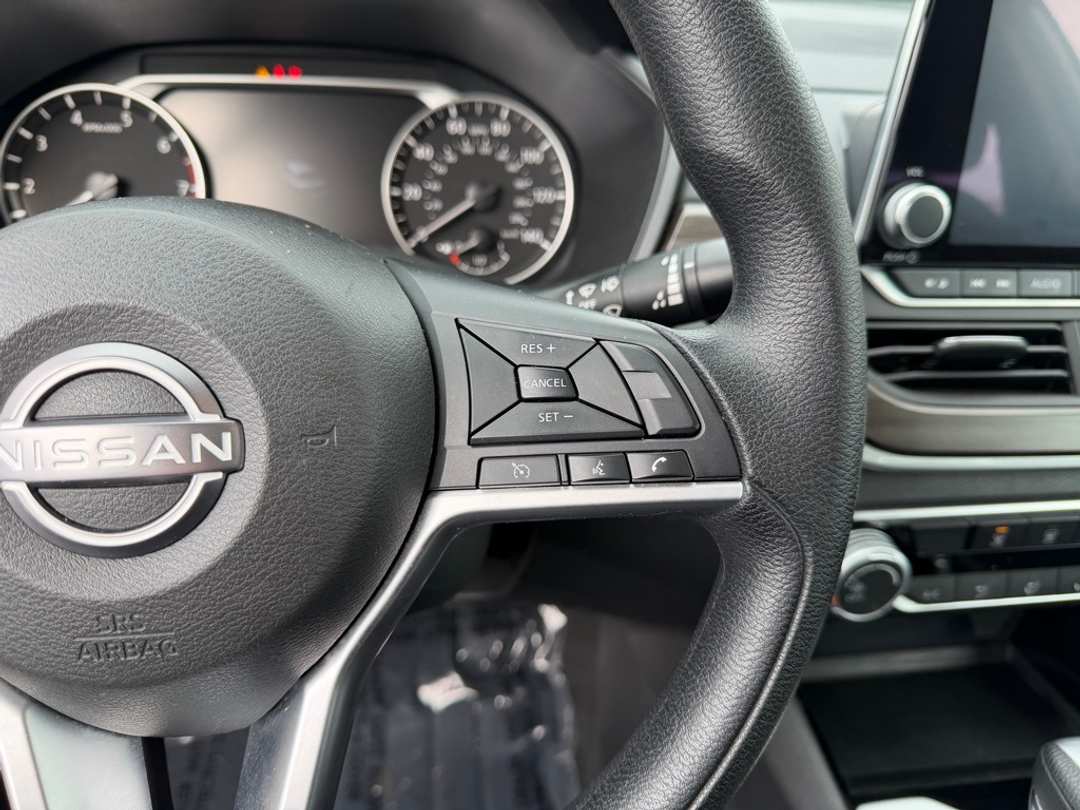 2024 Nissan Altima 2.5 SV - Image 18