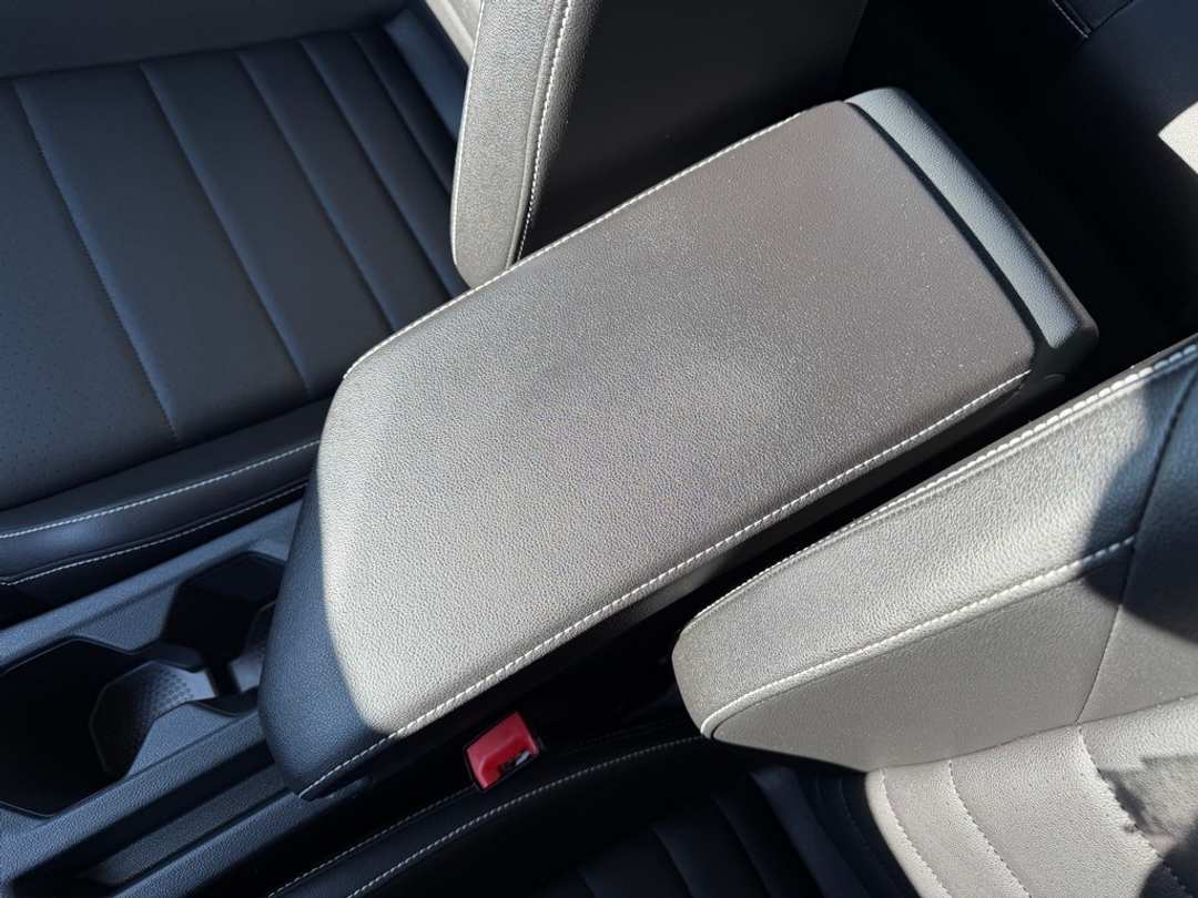 2024 Volkswagen Jetta 1.5T SE - Image 27