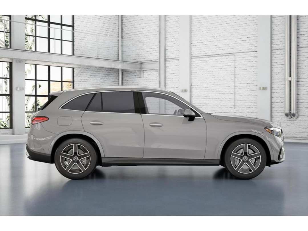 2026 Mercedes-Benz GLC 300 - Image 2