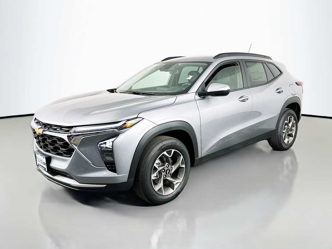 2026 Chevrolet Trax LT - Image 3