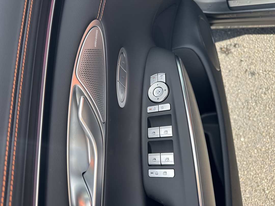 2026 Genesis Gv70 2.5T Sport Prestige - Image 17