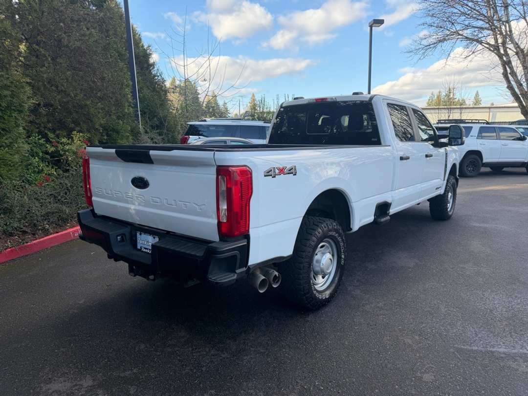 2024 Ford F-350Sd XL - Image 4