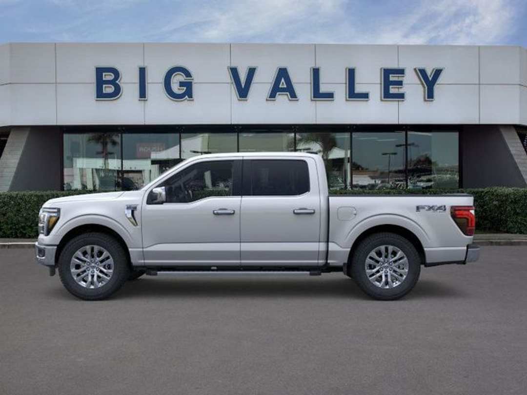 2026 Ford F-150 Lariat - Image 3