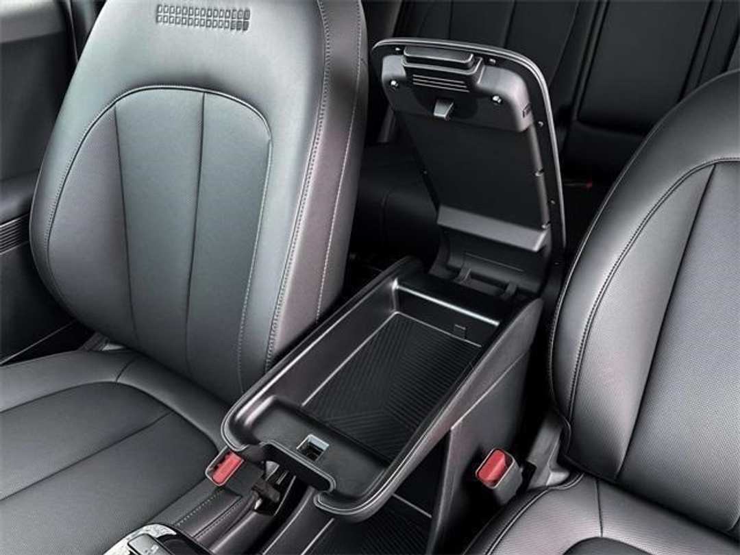 2026 Hyundai Ioniq 5 SEL - Image 18