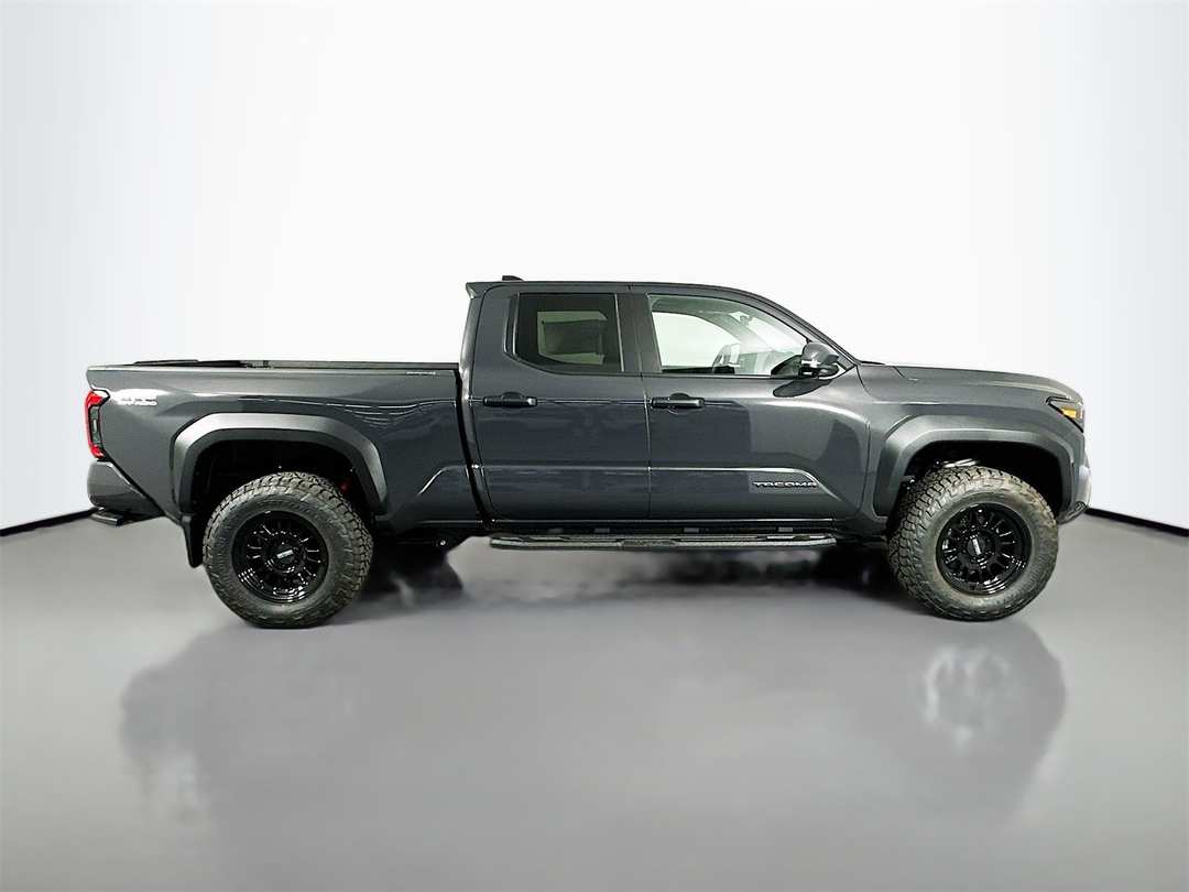 2025 Toyota Tacoma TRD OffRoad - Image 8