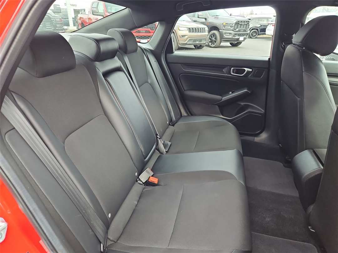 2025 Honda Civic Sport - Image 27