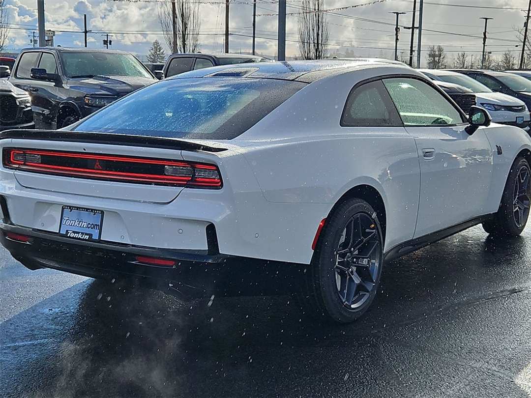 2026 Dodge Charger R/T Scat Pack - Image 6