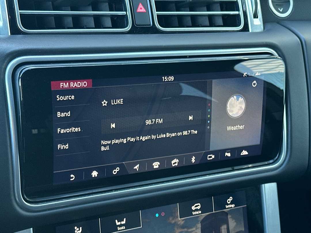 2020 Land Rover Range Rover HSE - Image 17