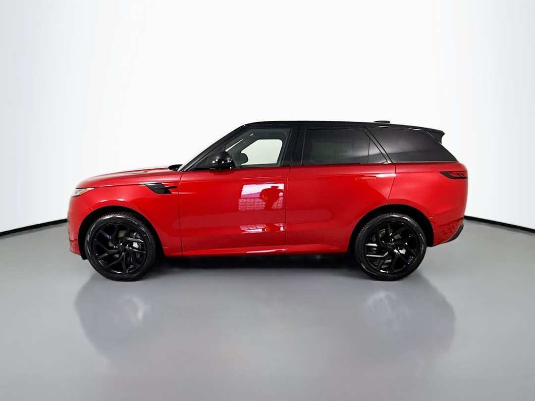 2026 Land Rover Range Rover Sport Dynamic SE - Image 2