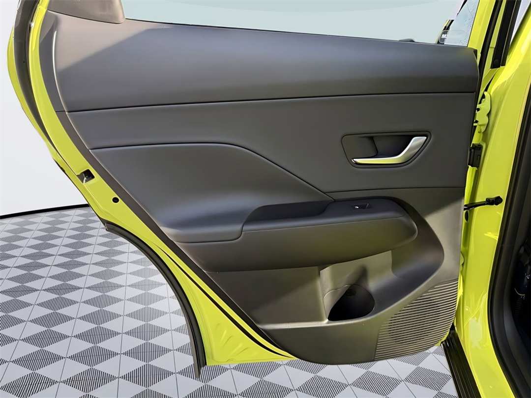 2026 Hyundai Kona SEL Premium - Image 27