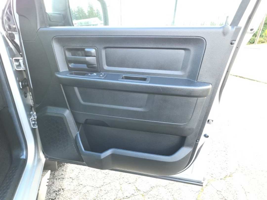 2017 Ram 1500 Tradesman - Image 17