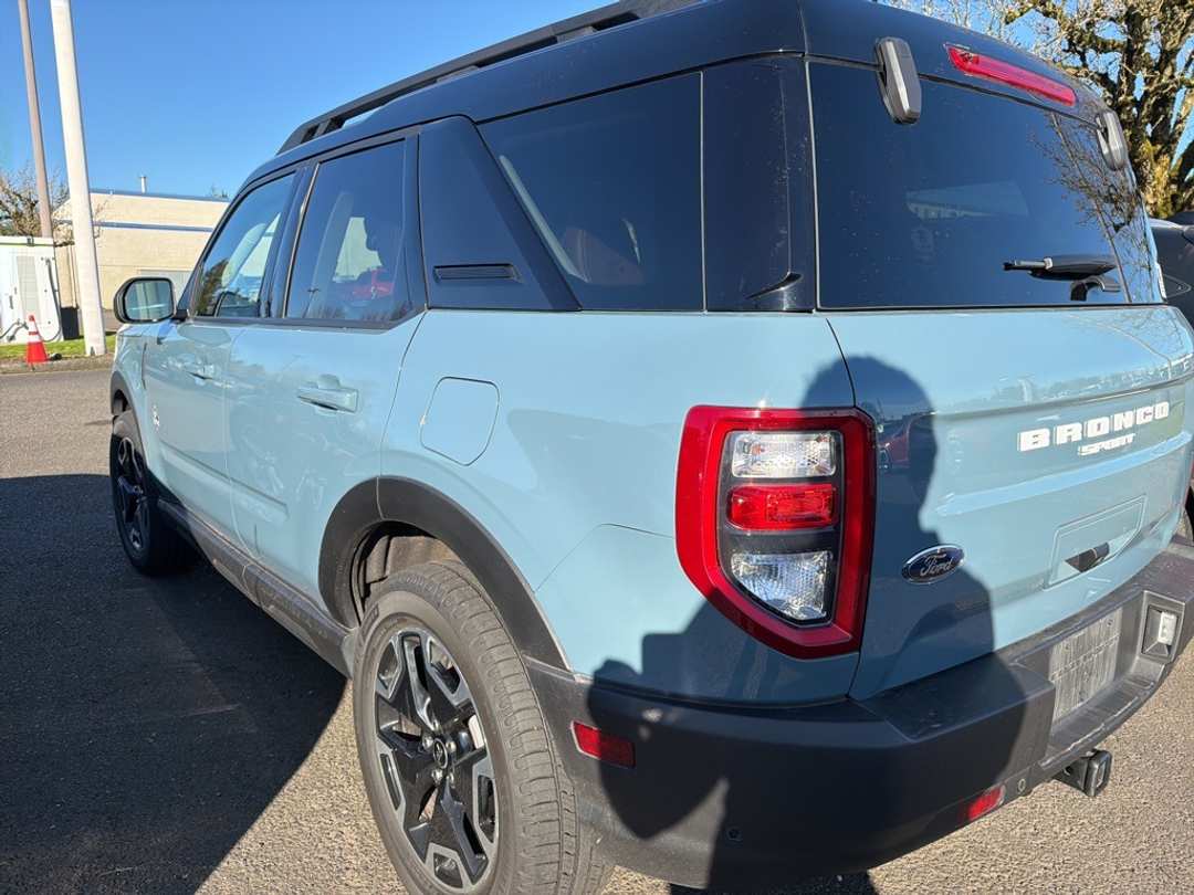 2023 Ford Bronco Sport Outer Banks - Image 6