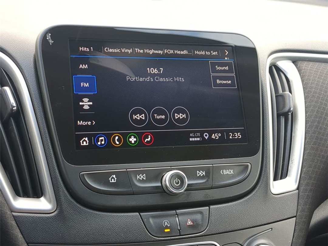 2022 Chevrolet Malibu LT - Image 17