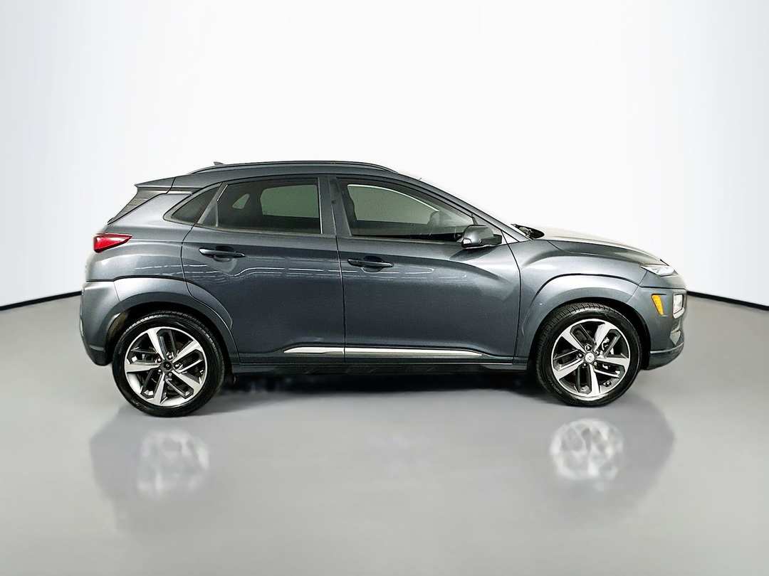 2021 Hyundai Kona Limited - Image 9