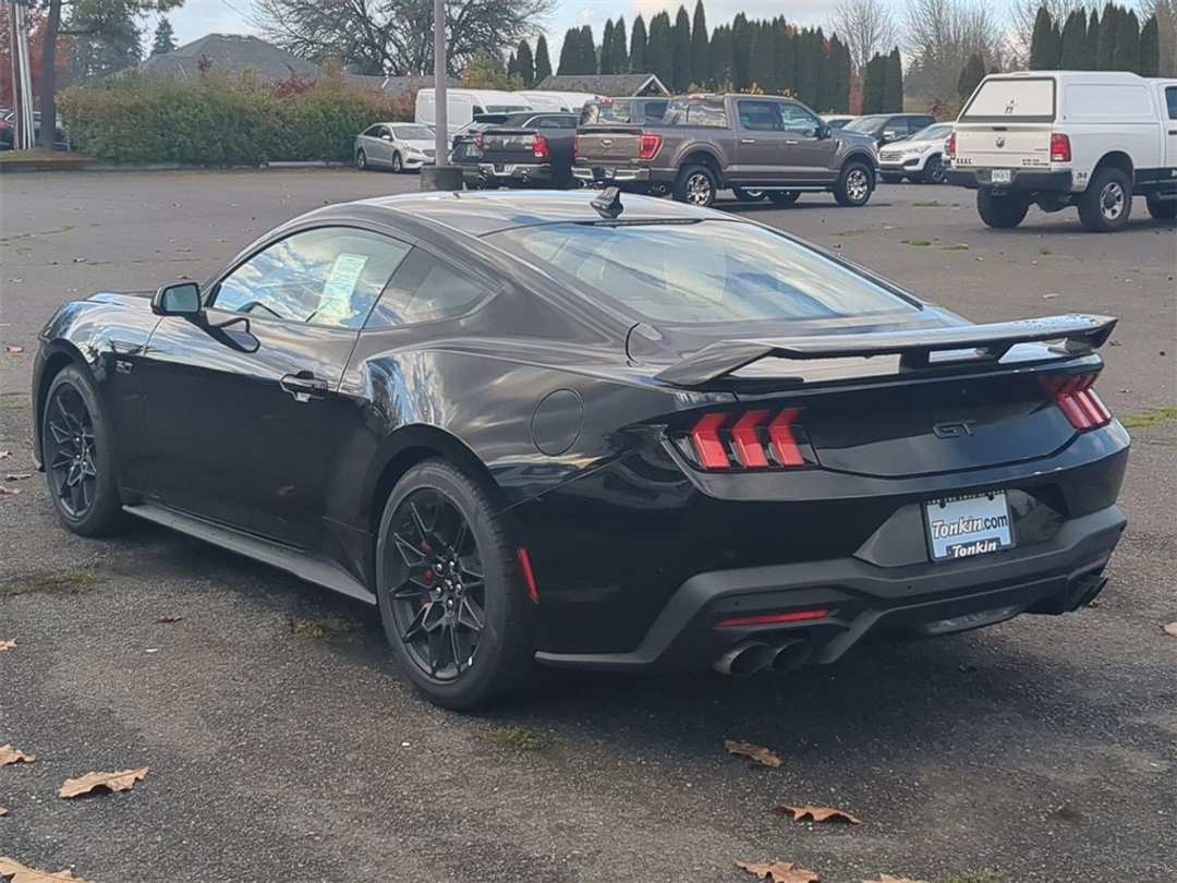 2025 Ford Mustang GT Premium - Image 3