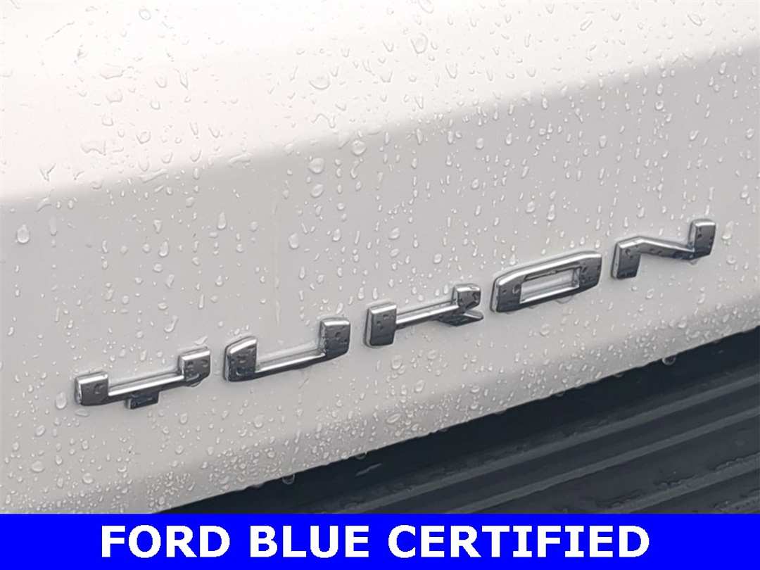 2024 GMC Yukon Denali - Image 29