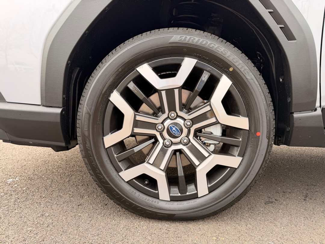 2026 Subaru Outback Touring XT - Image 9