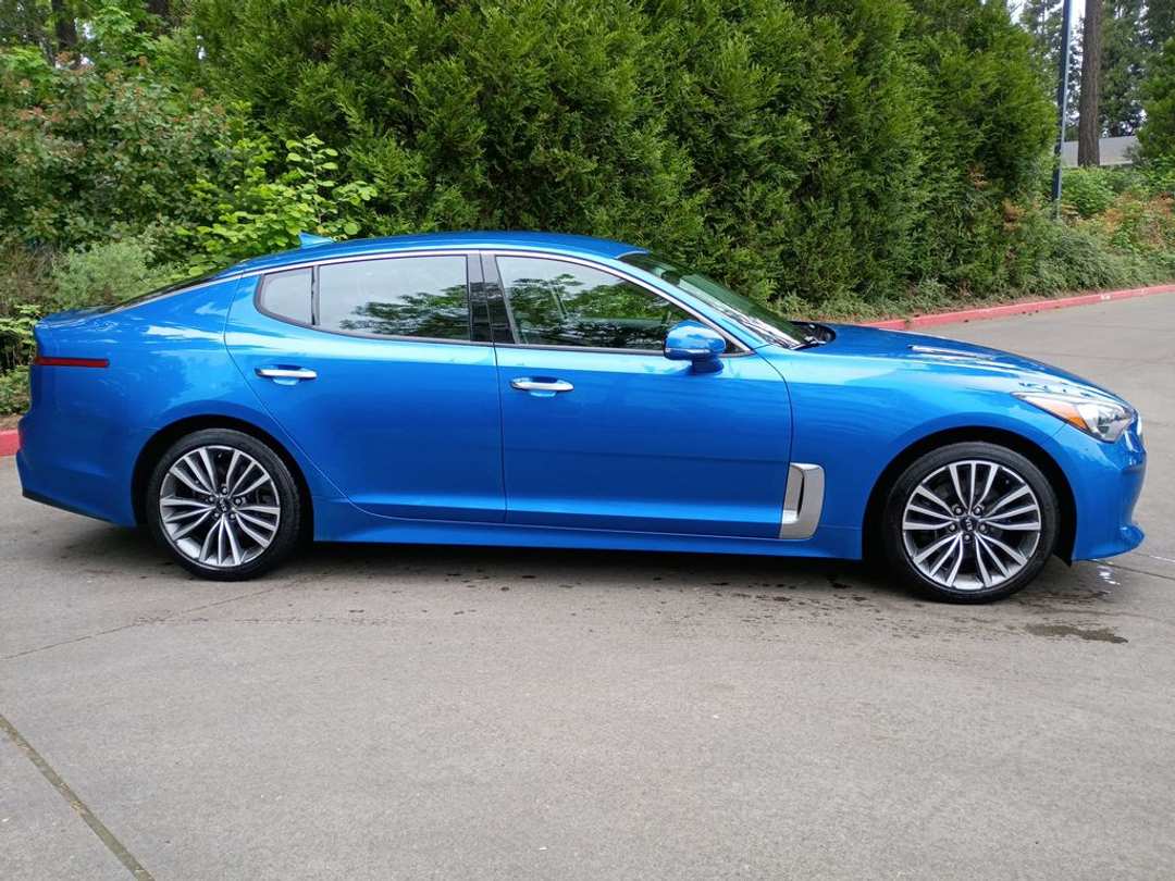 2019 Kia Stinger Base - Image 3