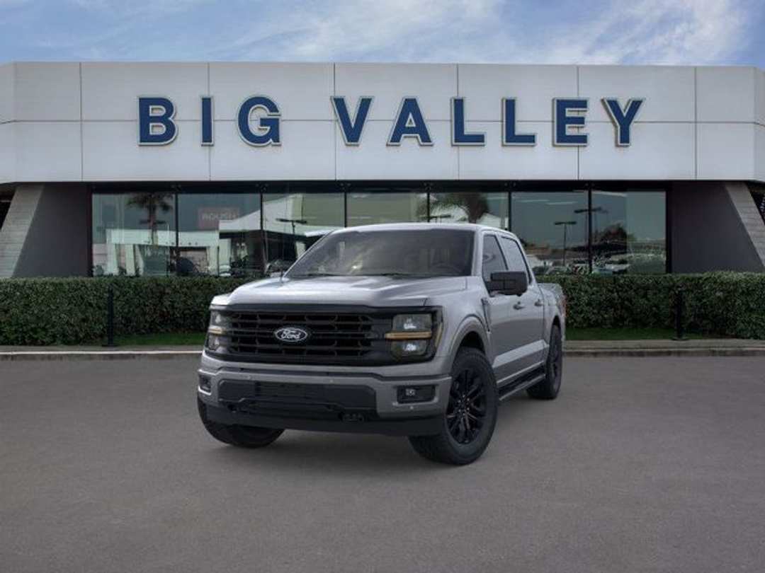 2026 Ford F-150 XLT - Image 2