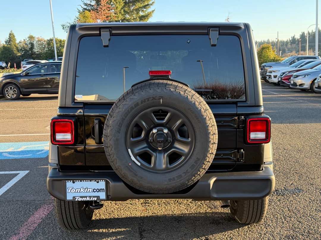 2026 Jeep Wrangler Sport - Image 7