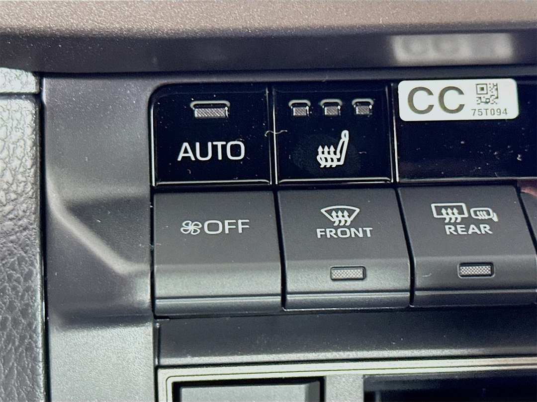 2026 Toyota Camry SE Nightshade - Image 20