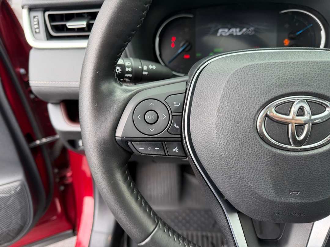2019 Toyota Rav4 Limited - Image 18