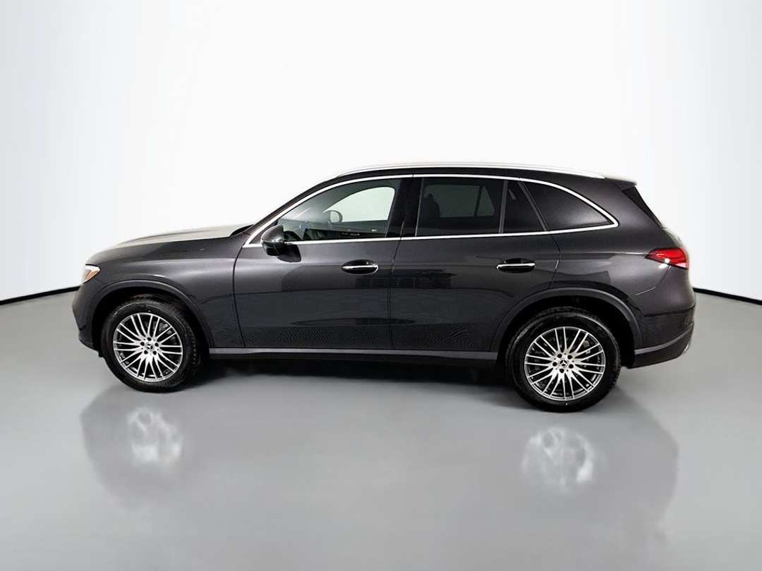 2026 Mercedes-Benz GLC GLC 300 - Image 2