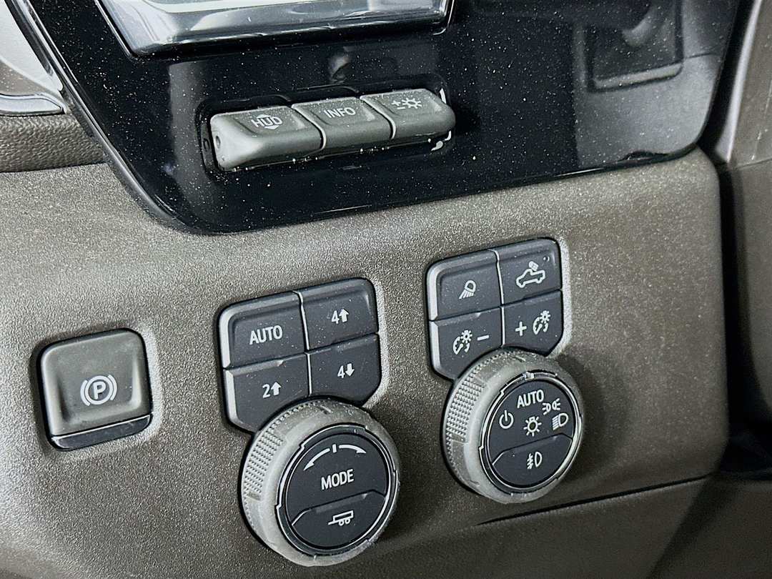 2025 Chevrolet Silverado 1500 LTZ - Image 11