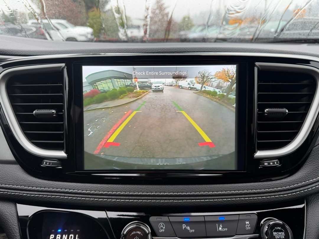 2026 Chrysler Pacifica Select - Image 22