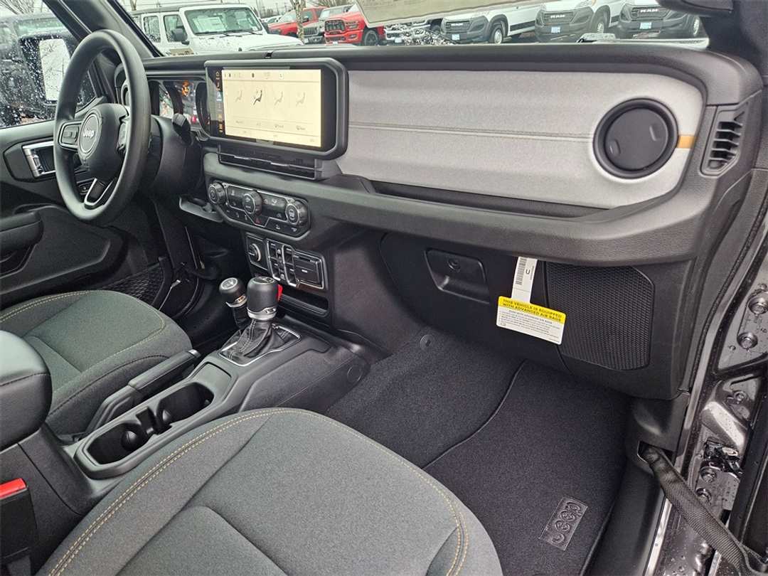 2026 Jeep Gladiator Sport - Image 35