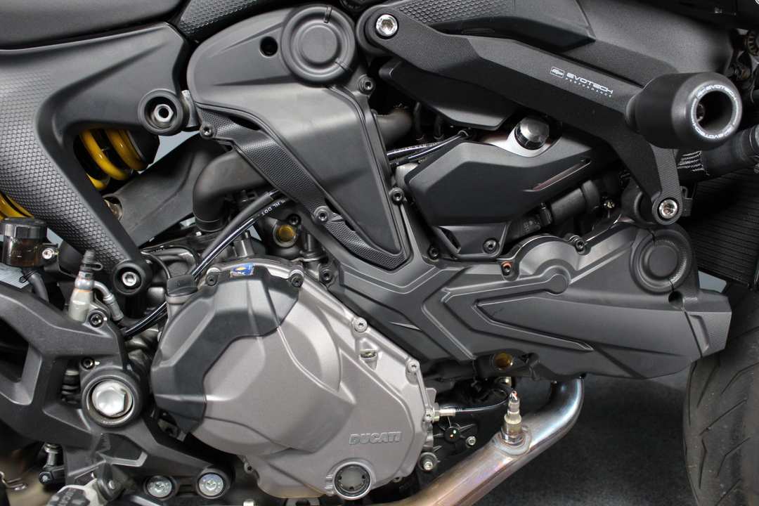 2021 Ducati Monster + - Image 11