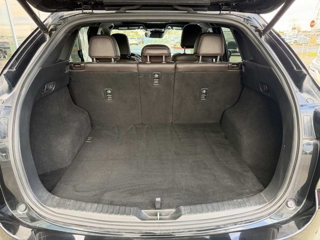 2019 MAZDA CX-5 Signature - Image 11