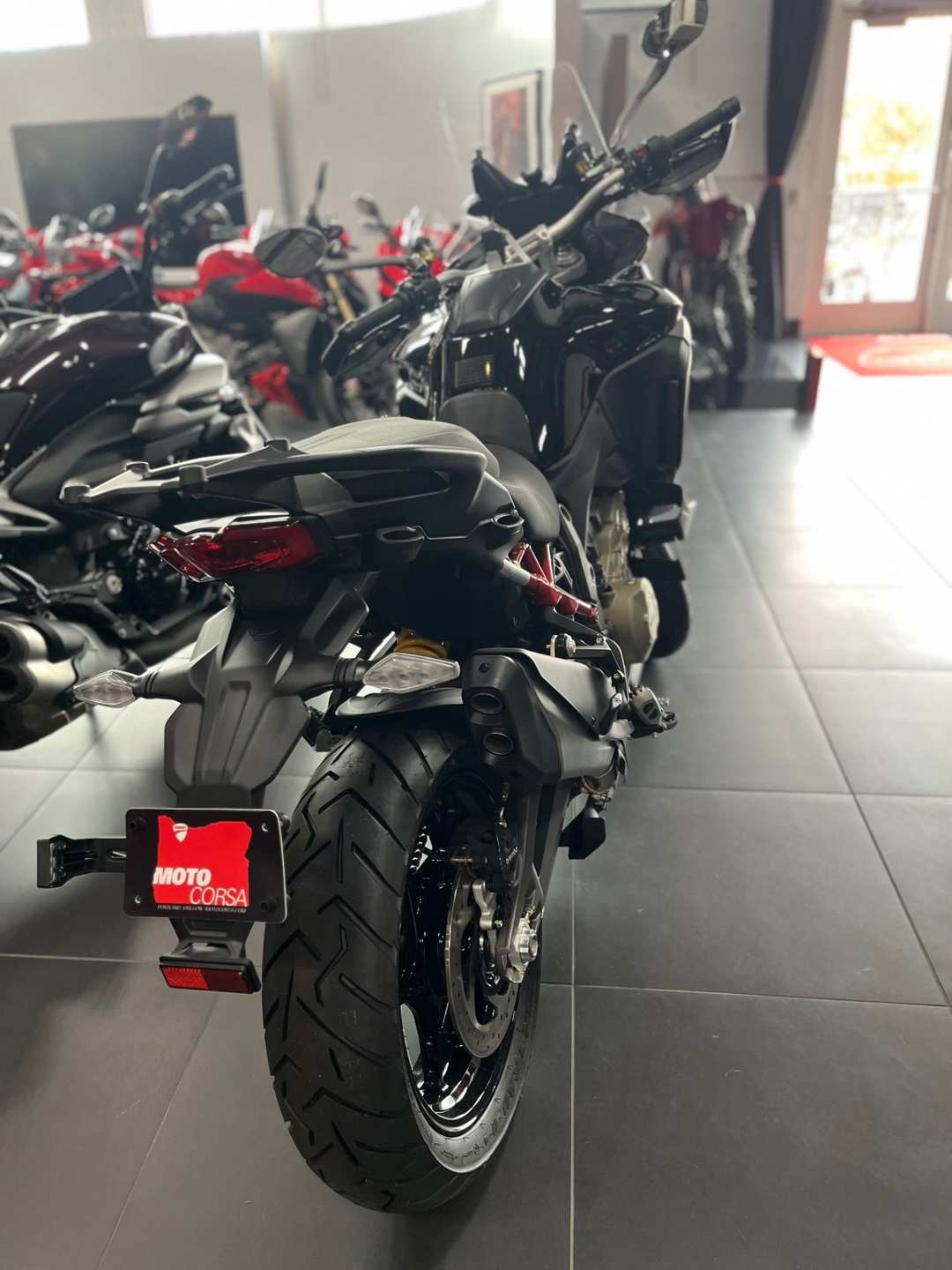 2025 Ducati Multistrada V4 S Travel & Radar - Image 4