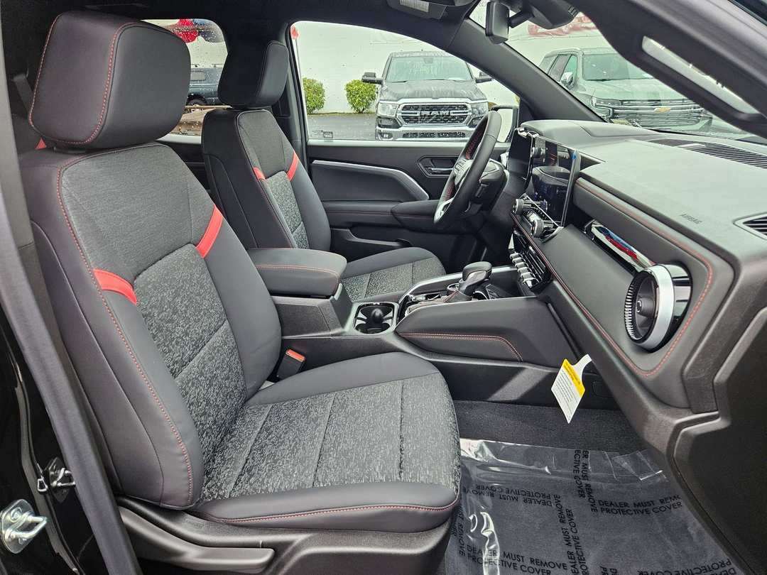 2026 Chevrolet Colorado Z71 - Image 41