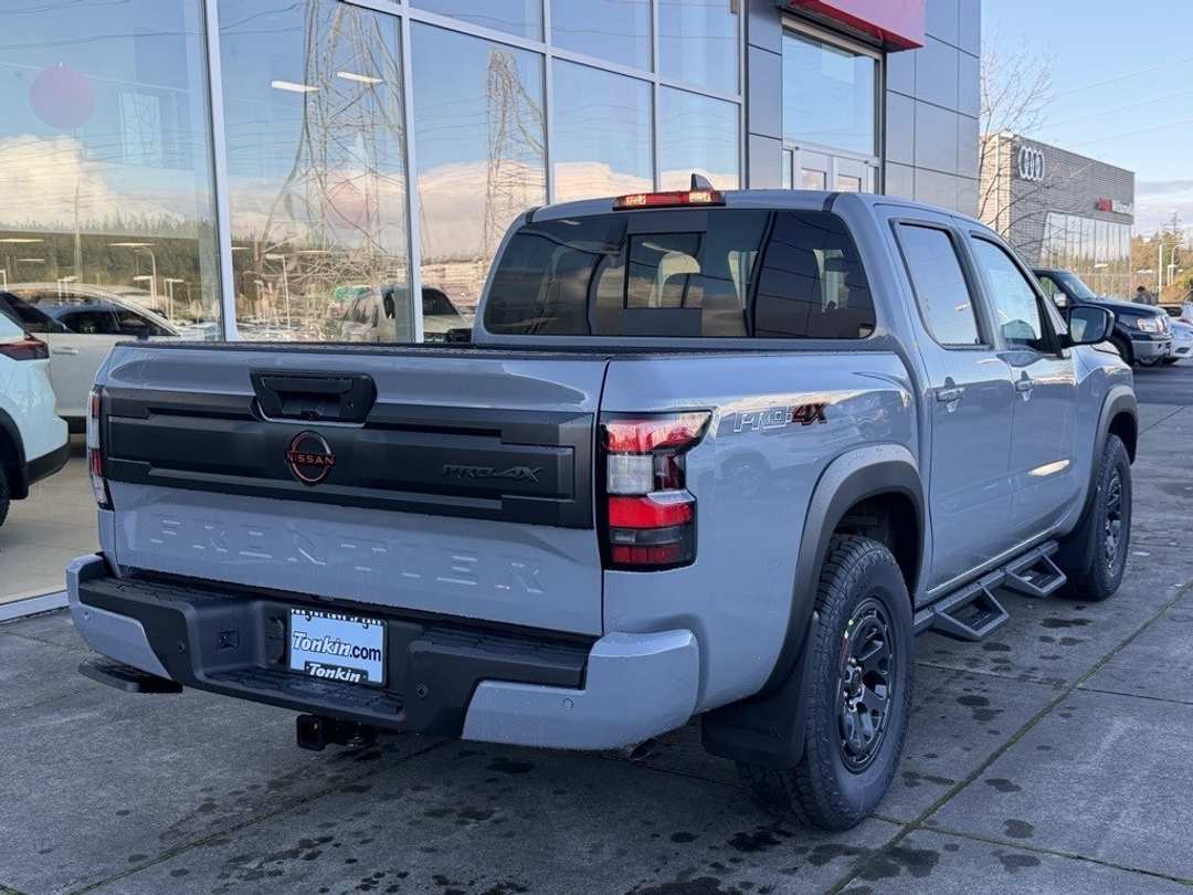 2026 Nissan Frontier PRO4X - Image 7