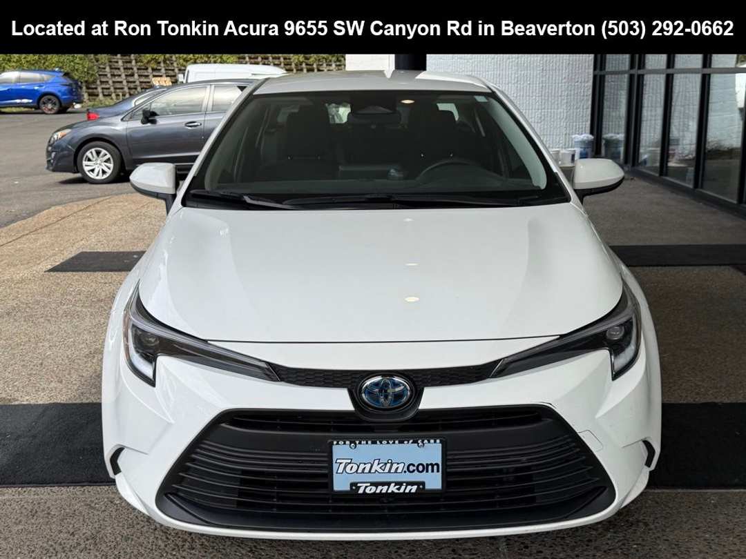 2025 Toyota Corolla LE - Image 3