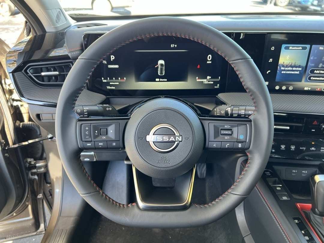 2026 Nissan Kicks SR - Image 16