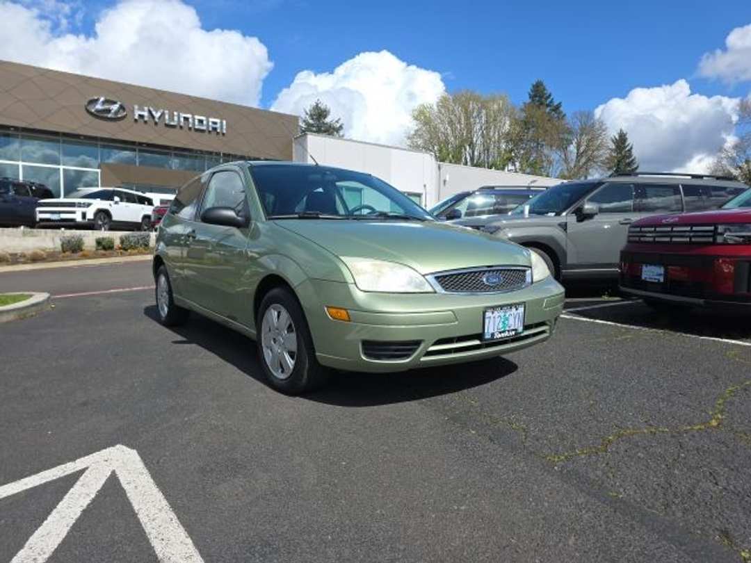 2007 Ford Focus SE - Image 2