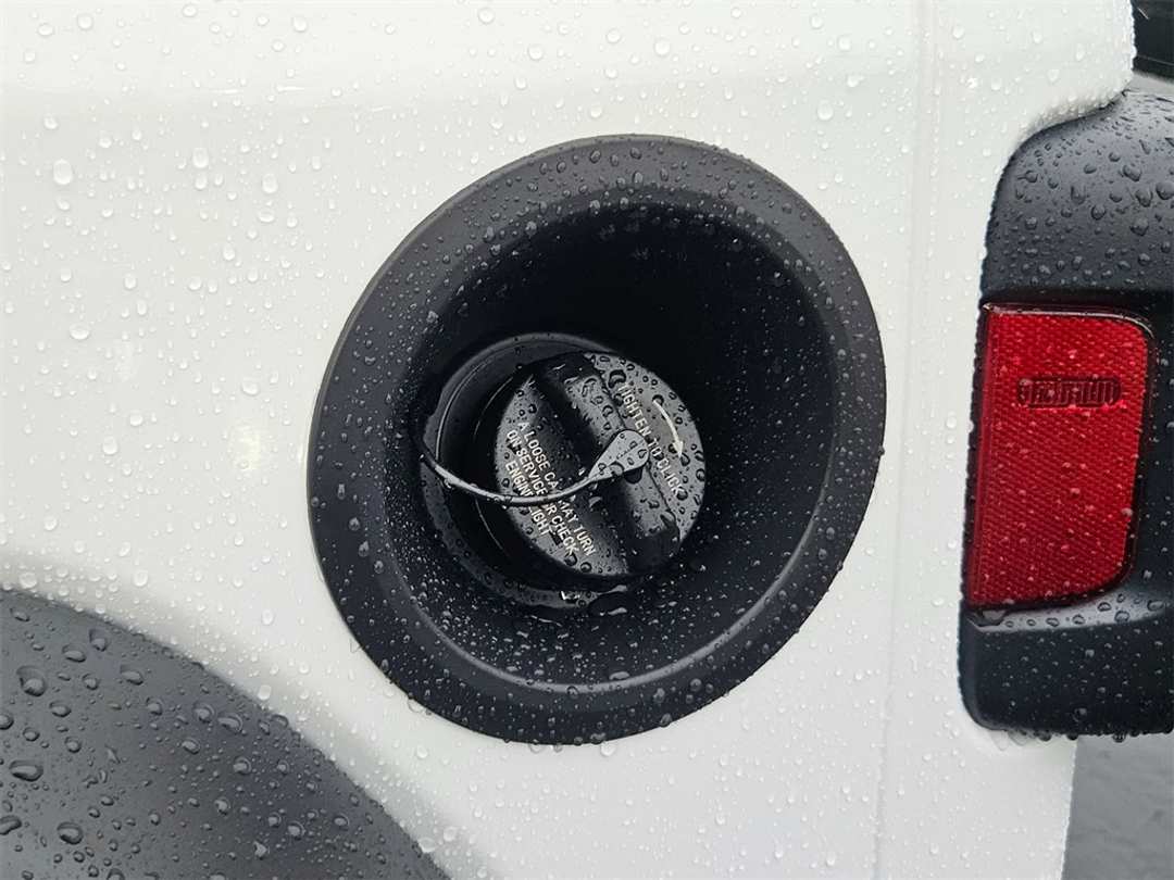 2026 Jeep Wrangler Sport - Image 29