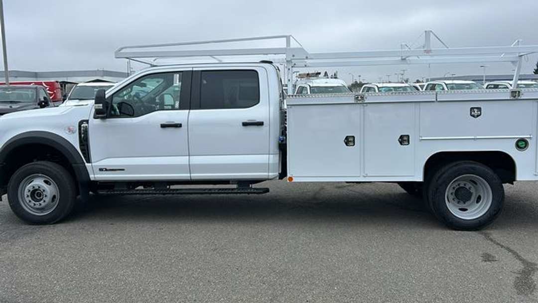 2026 Ford F-550Sd XL - Image 3