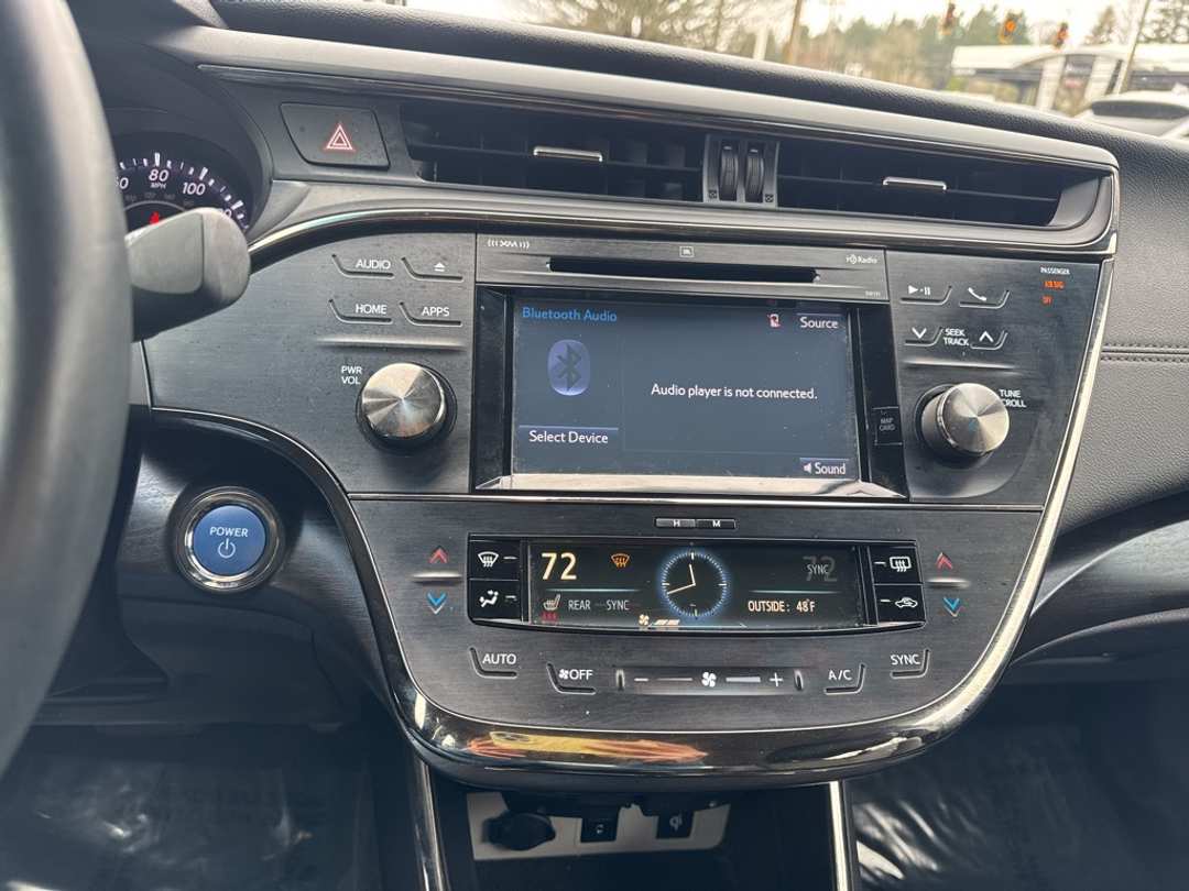 2016 Toyota Avalon - Image 22