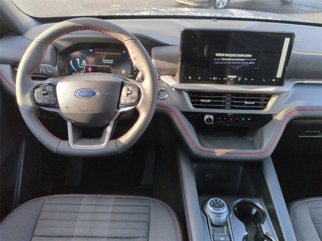 2026 Ford Explorer STLine - Image 23