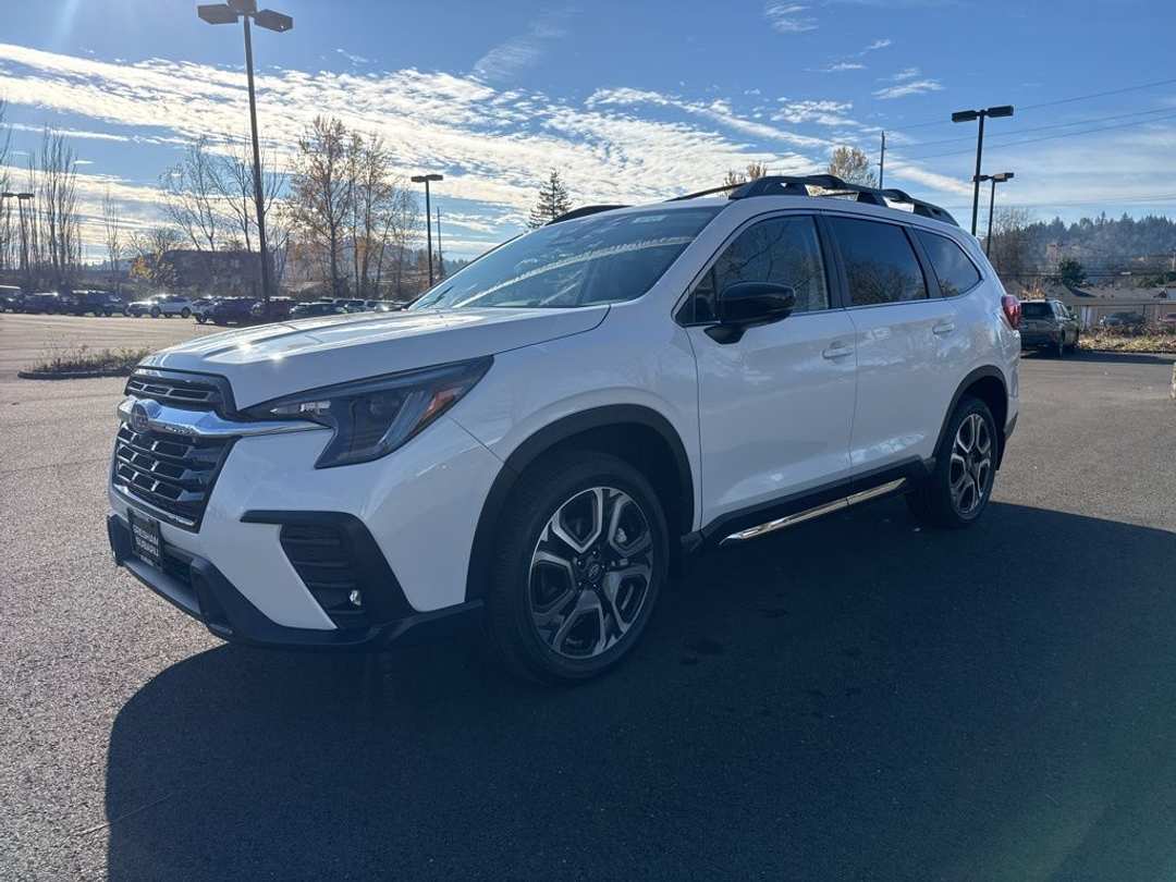 2026 Subaru Ascent Limited - Image 3
